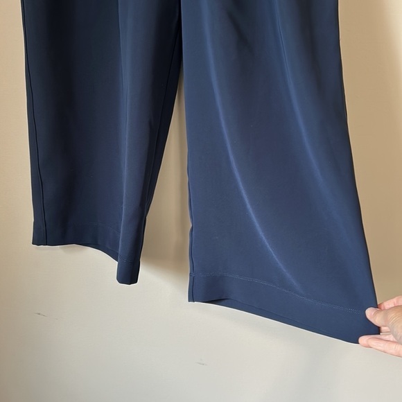 Lululemon Noir Crop Pant Navy Wide Leg High Rise Belted Tie Waist Capri Sz 4 - Picture 3 of 15